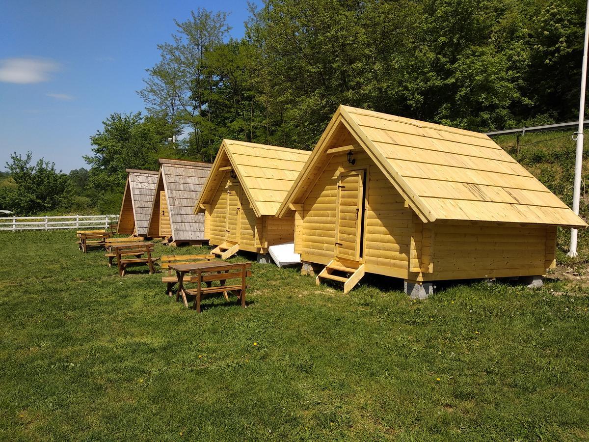 Camp Vrbas Campeggio *