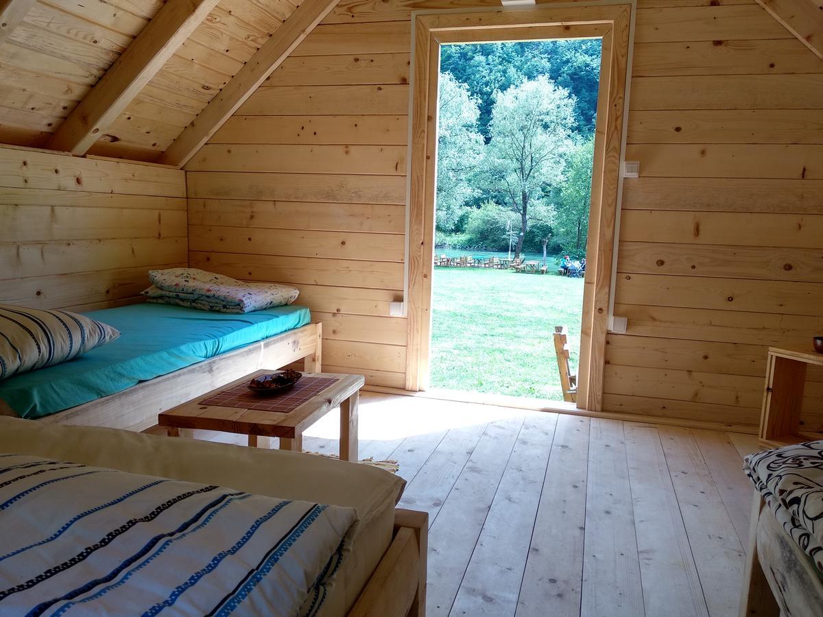 Camp Vrbas Campeggio
